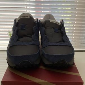 New Saucony DXN Trainers size 6